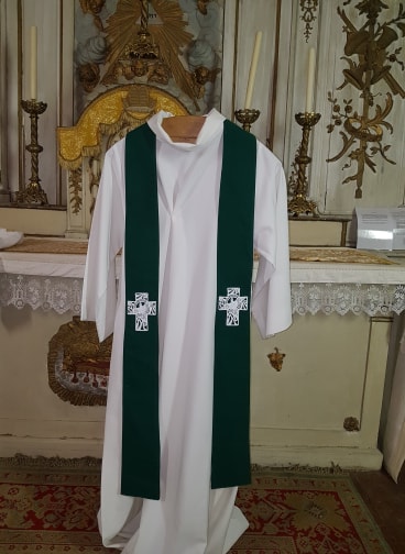 Ornements liturgiques. Etole prêtre.